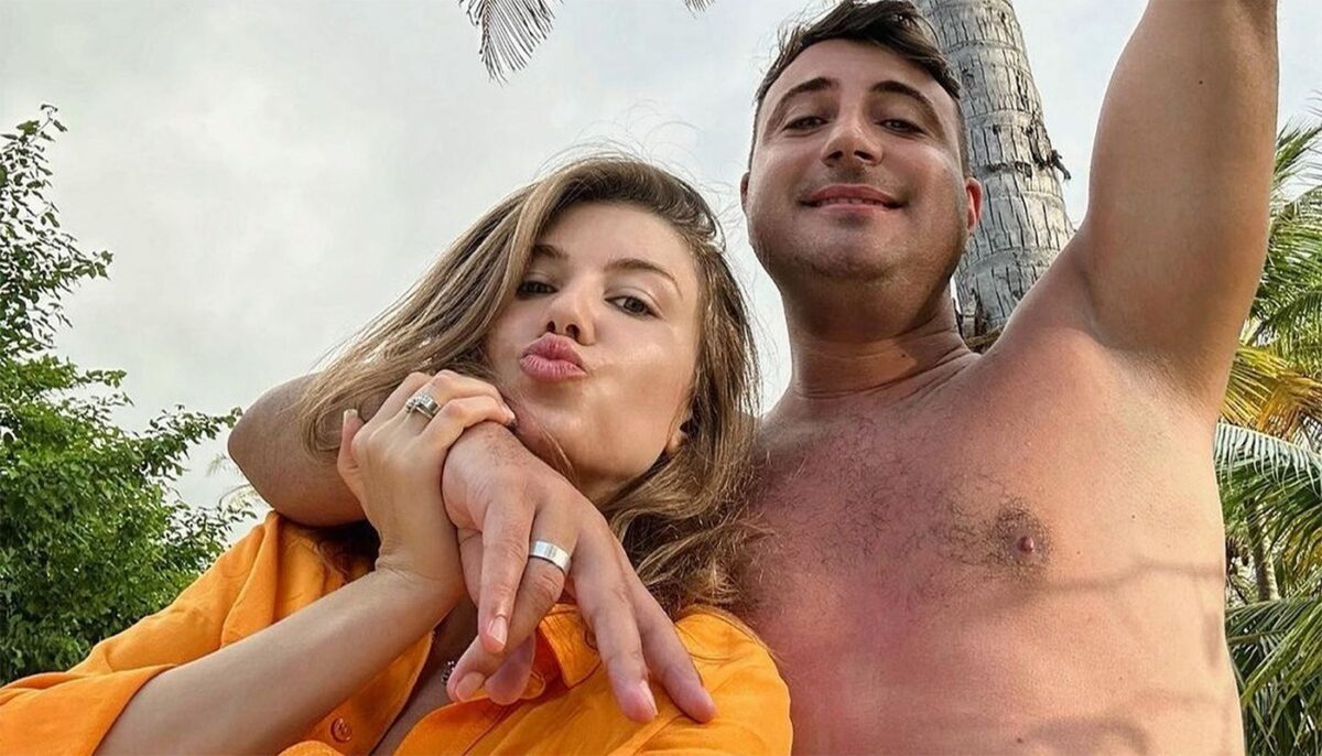 Imagine Stire Valentin Sanfira, mesaj subliminal după dezvăluirile Codruței făcute lui Măruță: „Așa e firea omului: te ridică în slavă astăzi și mâine te răstignește” | 2review.ro