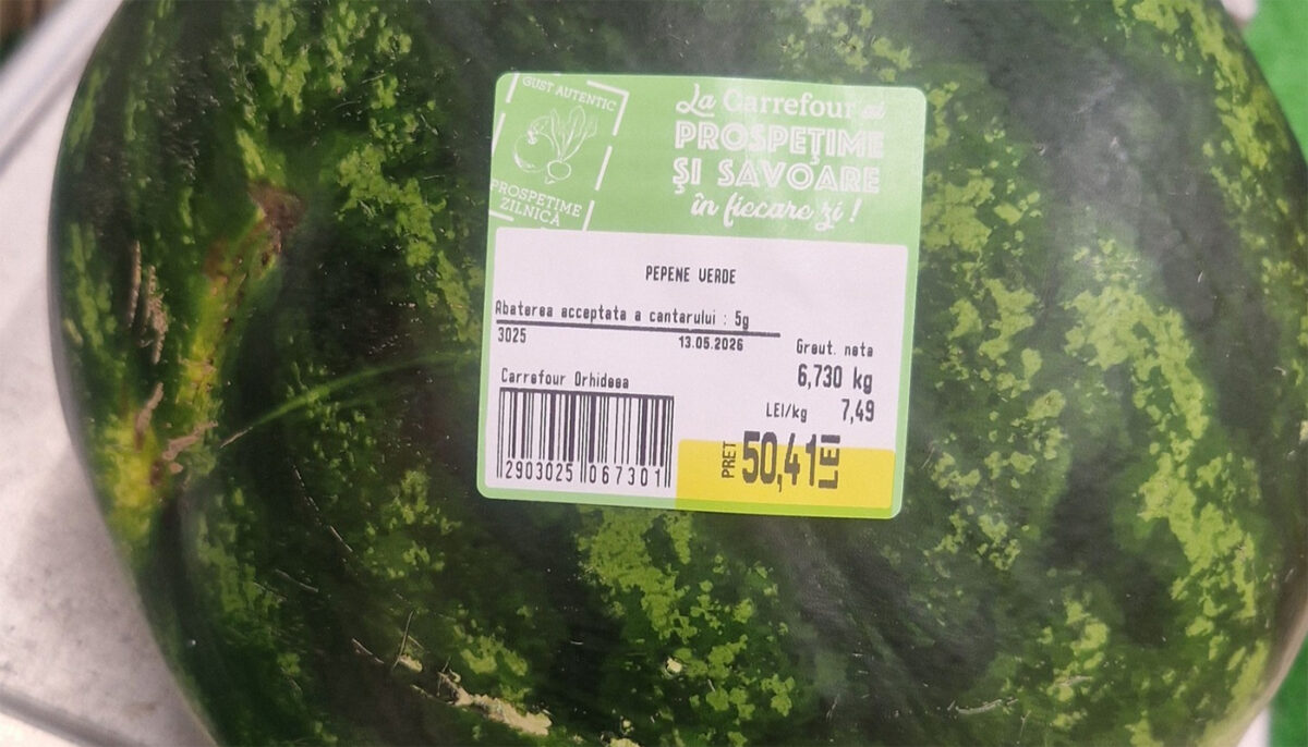 Imagine Stire Cezar din București a cumpărat un pepene din Carrefour, pe care a dat 50 lei. Ajuns acasă. l-a tăiat. Ce era în interior, de fapt | 2review.ro