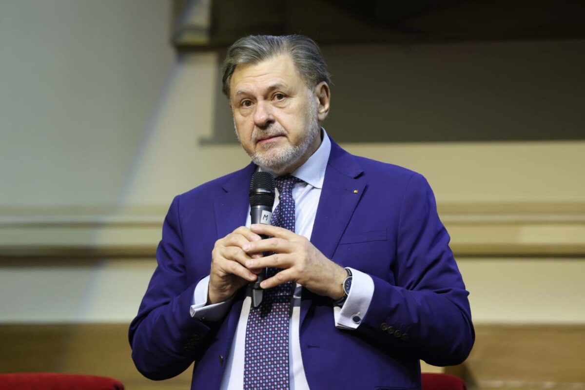 Imagine Stire Dosar penal pentru Alexandru Rafila, după accidentul din Capitală. O persoană a ajuns la spital | 2review.ro