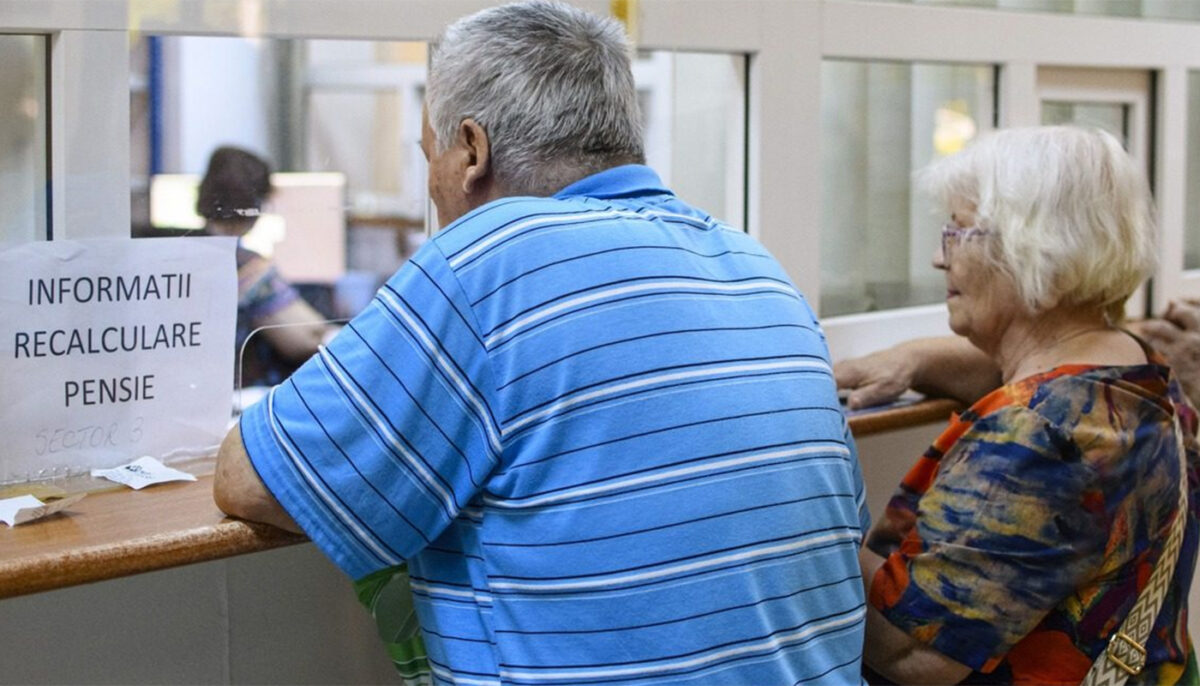 Imagine Stire Cresc pensiile cu 480 lei, de la 1 ianuarie 2027, pentru această categorie de pensionari din România. Cine se încadrează și care este condiția | 2review.ro