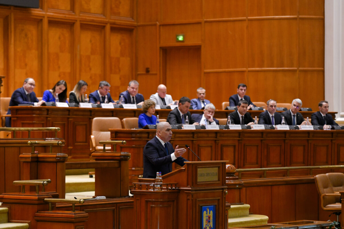 Imagine Stire Guvernul Bolojan a picat! Moțiunea de cenzură a trecut cu 281 de voturi | 2review.ro