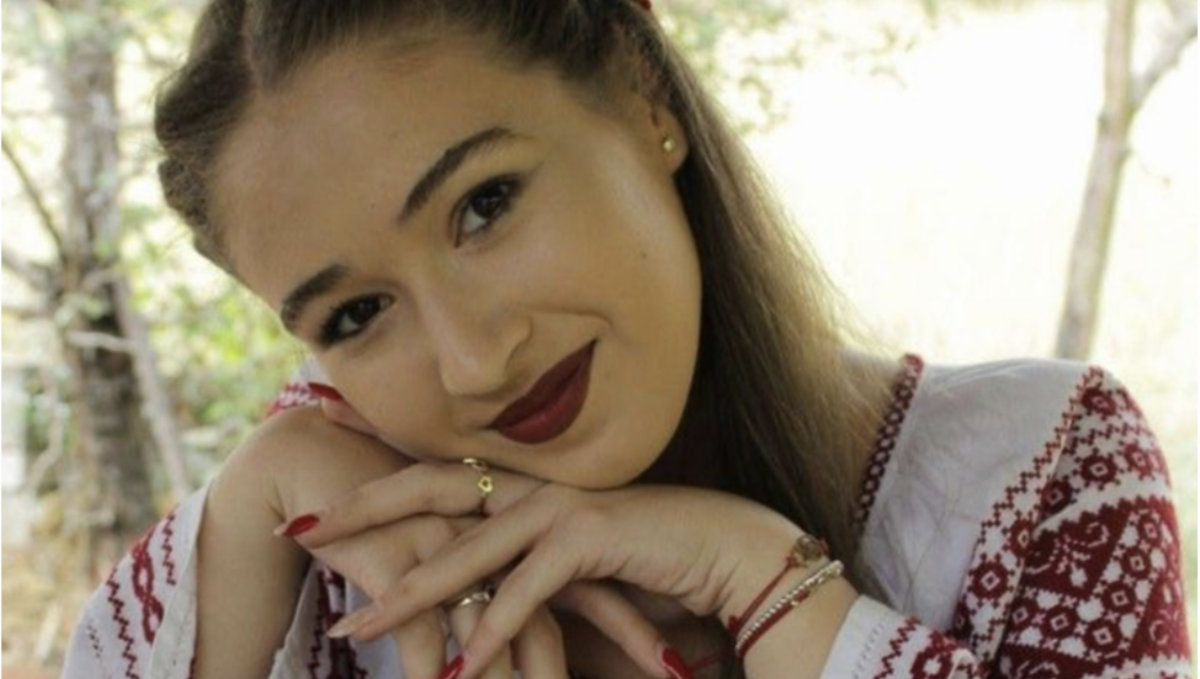 Imagine Stire Ultima postare a tinerei de 17 ani care a murit după ce a suferit un AVC. Andreea nici nu se gândea la ce va urma | 2review.ro
