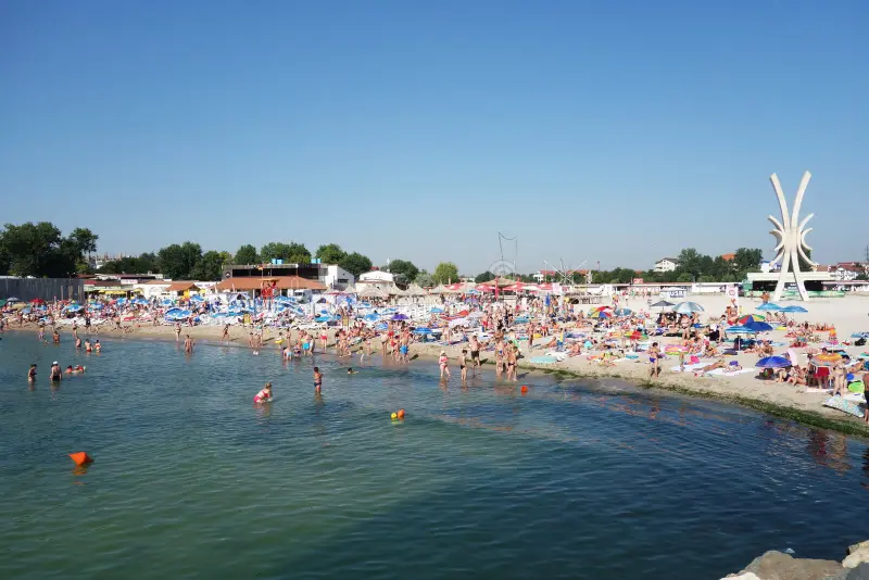 Imagine Stire (P) Costinești își schimbă treptat imaginea: zona lacului, plaja și promenadele conturează o nouă etapă pentru stațiune | 2review.ro