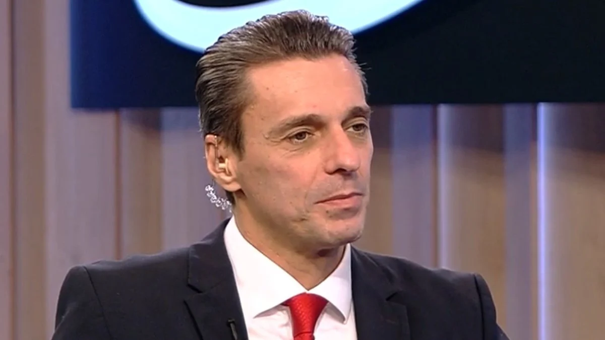 Cum a apărut Mircea Badea în emisiunea lui Denise Rifai! Fanii au crezut că nu văd bine: „În toată splendoarea lui”