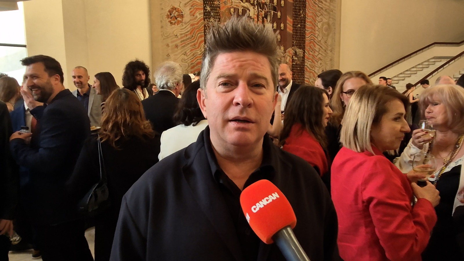 Pavel Bartoș, interviu sincer despre viața de tată, soț, actor și prezentator tv