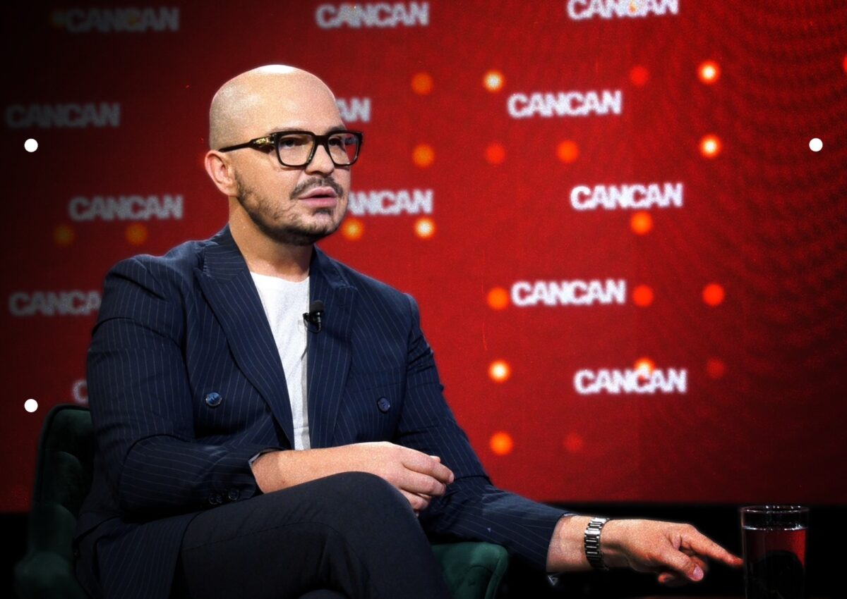 Imagine Stire „Doctorul de suflete” explică puterea nebănuită a apei. Situație bizară în timpul filmărilor, când Andrei Diaconu discuta despre energii | 2review.ro