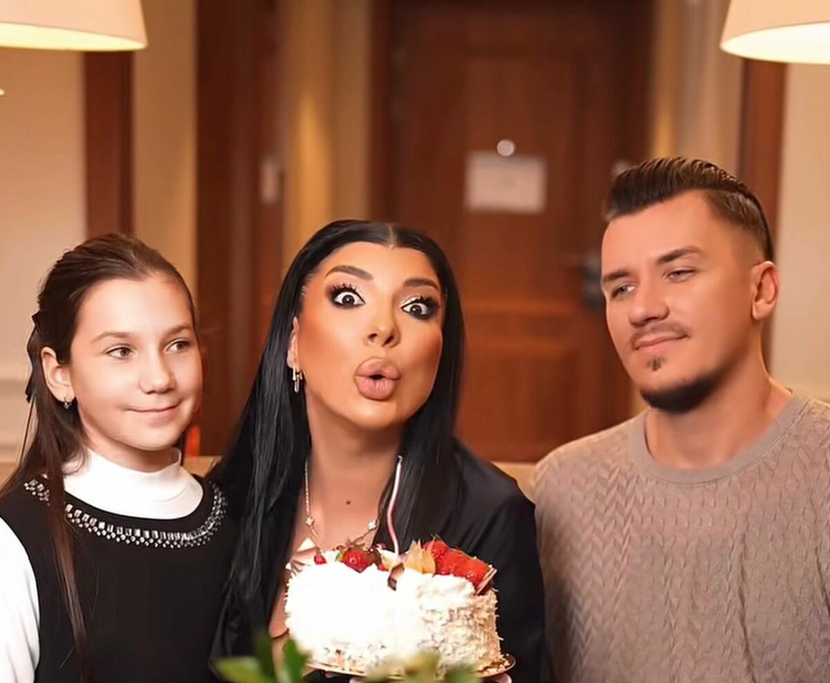Imagine Stire Andreea Tonciu, cadou de lux de ziua ei de naștere. Ce surpriză i-a făcut soțul | 2review.ro