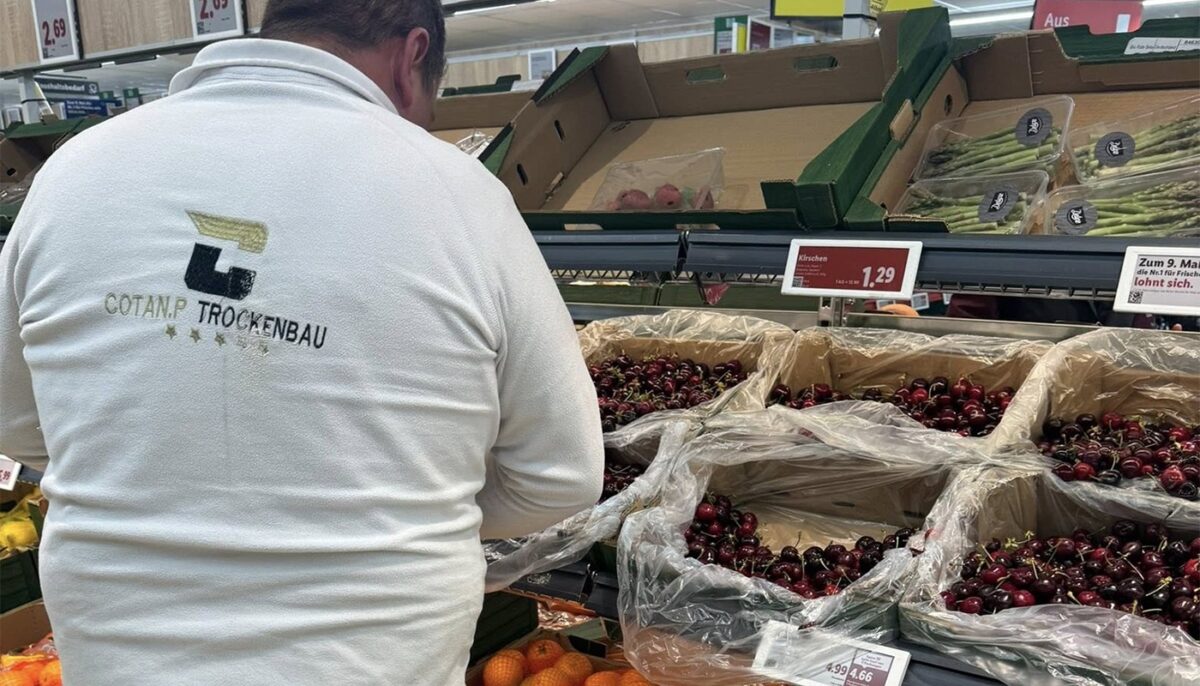 Imagine Stire La noi costă „o mână și-un picior”, dar să vezi în Germania. Cât a plătit un român pentru 1 kg de cireșe într-un LIDL din Frankfurt | 2review.ro