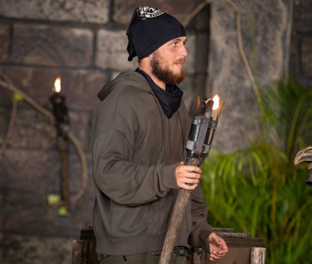 Imagine Stire Aris Eram, primire ostilă la Antena 1, după eliminarea din Survivor: ”Să te retragi din emisiunea asta” | 2review.ro