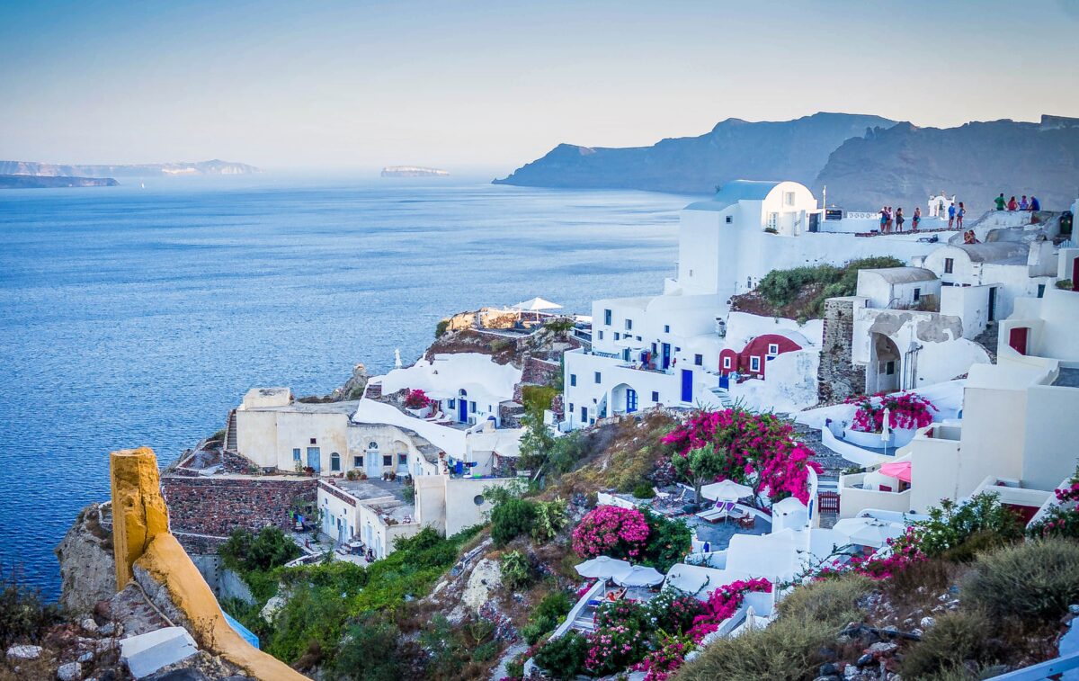 Imagine Stire Reguli noi în Grecia! Ce trebuie să știe românii care își petrec concediul aici. Amenzi drastice pentru cei care le încalcă | 2review.ro