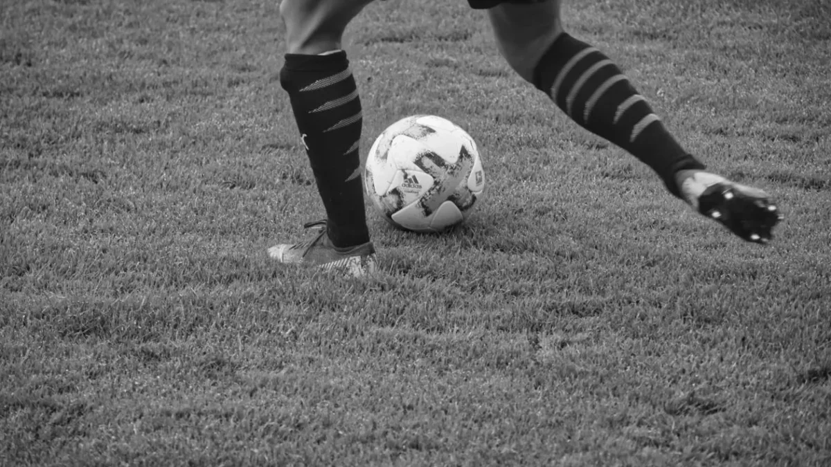 Imagine Stire Doliu în lumea sportului! Un fotbalist a murit în circumstanțe suspecte la doar 21 de ani | 2review.ro