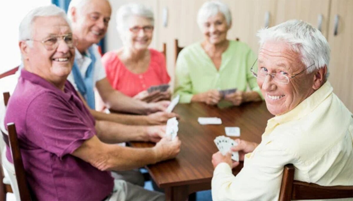 Imagine Stire Județul din România în care pensionarii trăiesc cel mai mult. Care e localitatea „tinereții fără bătrânețe și a vieții fără de moarte” | 2review.ro
