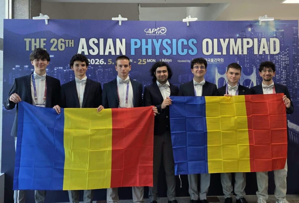Imagine Stire Elevii români au strălucit la Olimpiada Asiatică de Fizică. Șapte premii internaționale pentru România | 2review.ro