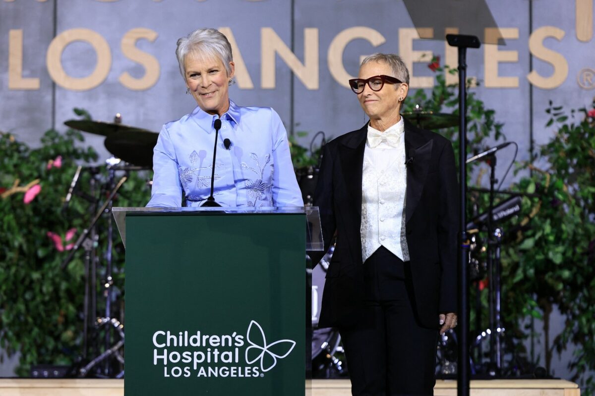 Imagine Stire Jamie Lee Curtis, în doliu! Sora ei a murit la vârsta de 69 de ani: ”Era incredibil de frumoasă și o actriță talentată” | 2review.ro