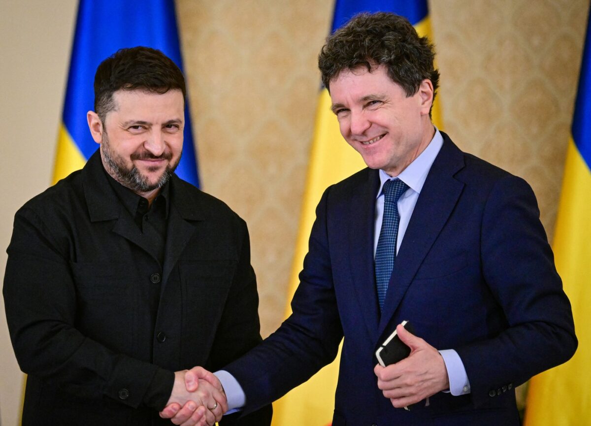Imagine Stire Volodimir Zelenski vine la București alături de soție. Ce program vor avea Olena Zelenska și Mirabela Grădinaru | 2review.ro
