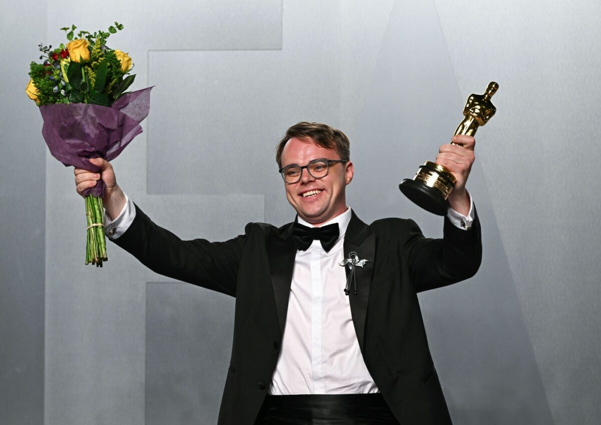 Imagine Stire Povestea de film a unei statuete Oscar. A fost dată dispărută la aeroport, iar autoritățile au reușit să o găsească | 2review.ro