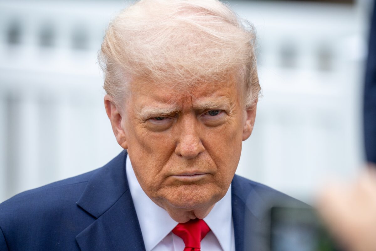 Imagine Stire Donald Trump vrea un scut antirachetă de 1.200 de miliarde de dolari. De ce „Golden Dome” este doar un „vis frumos” | 2review.ro