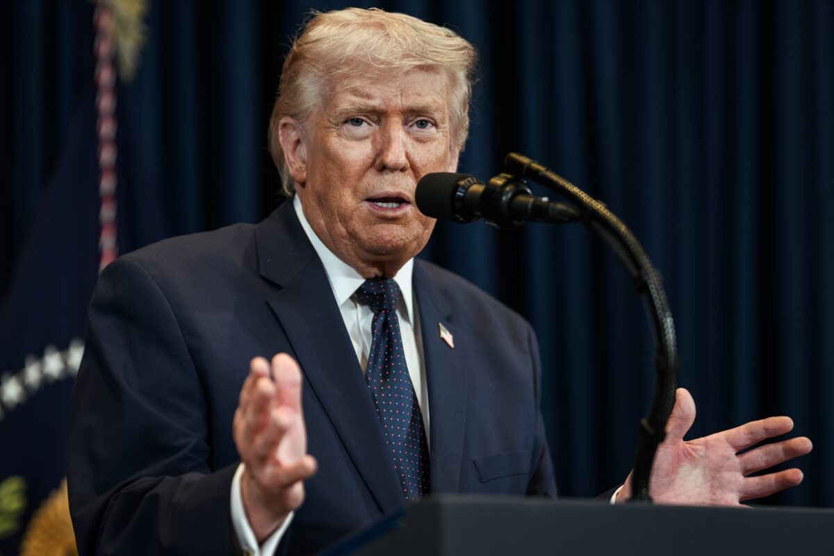 Imagine Stire De ce nu vrea Donald Trump să poarte vestă antiglonț. Care este motivul invocat de președintele Americii | 2review.ro