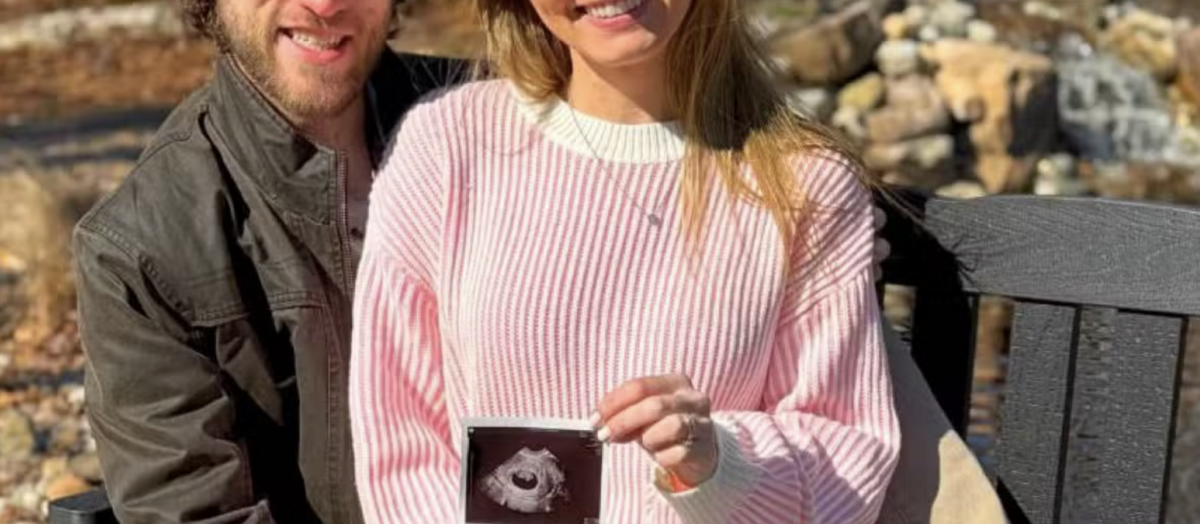 Val de reacții pe internet după ce o influenceriță a întrerupt sarcina! Ce diagnostic avea fătul