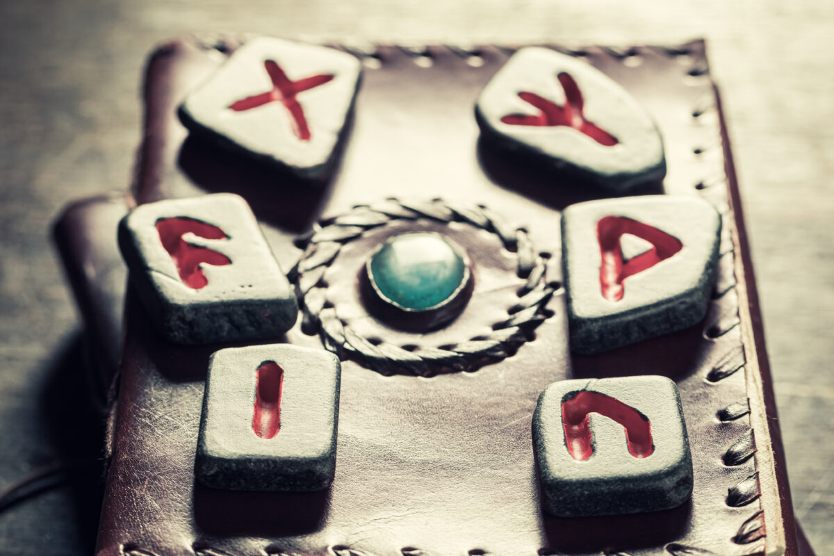 Horoscop rune azi, 6 iunie 2026. Zodia care trebuie să facă orice pentru a scăpa de problema pe care o are