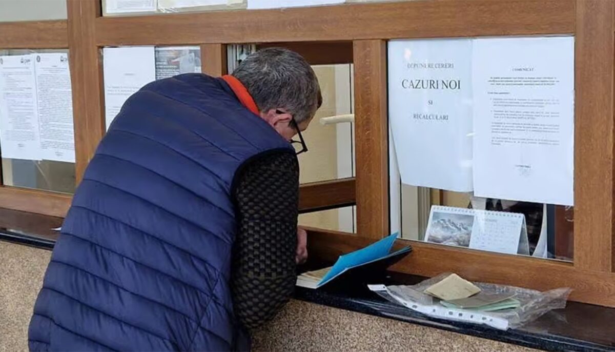 Imagine Stire Pensii mai mari pentru 800.000 de pensionari români, dacă depun acest document | 2review.ro
