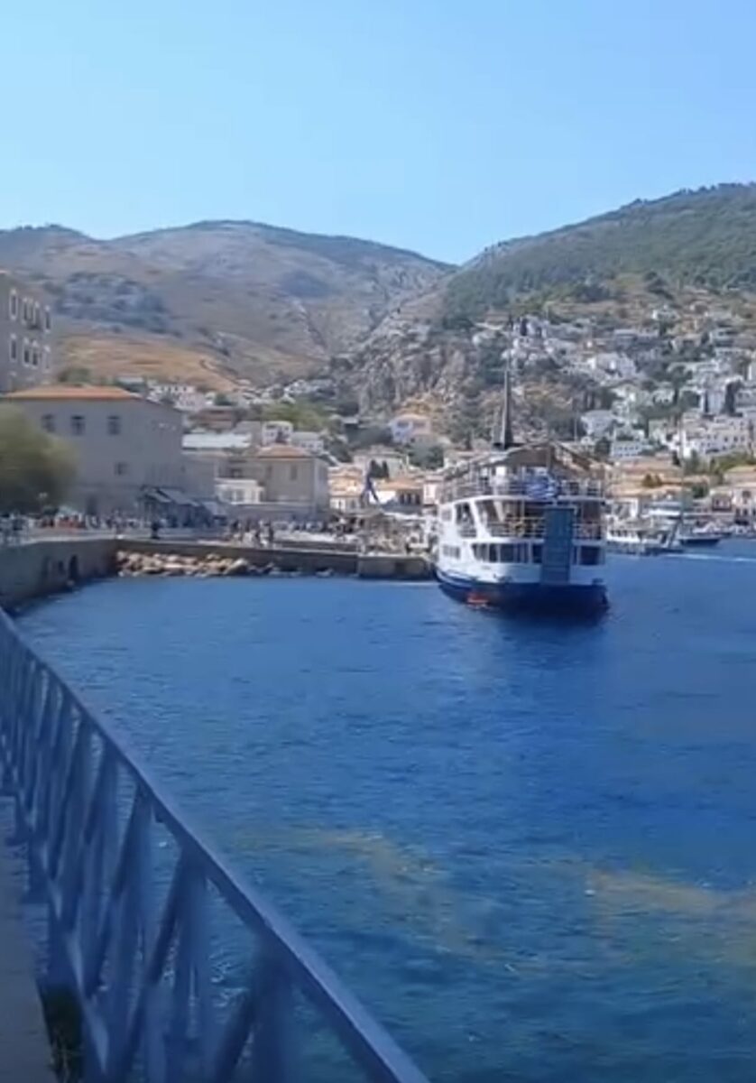 Locul din Grecia care nu este aglomerat în vacanța de vară. Este la 45 de minute de Atena