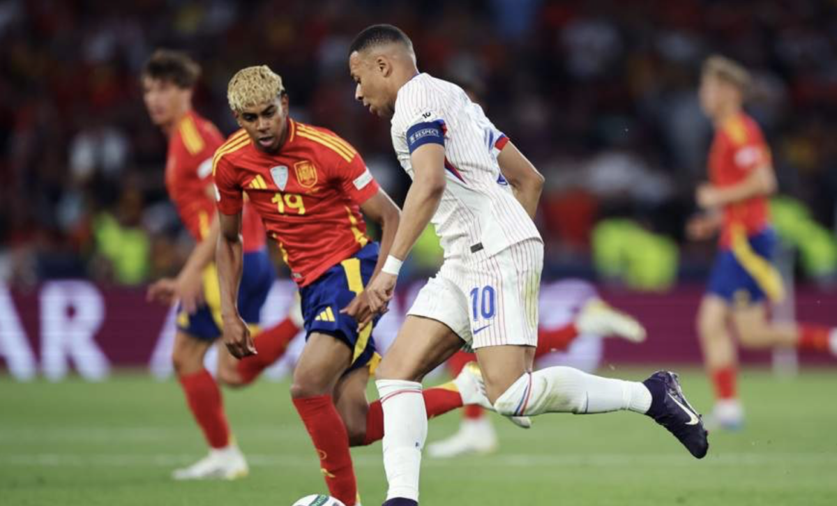 Când se joacă prima semifinală de la CM 2026 și cum poți vedea meciul online? Franța-Spania, duel de foc