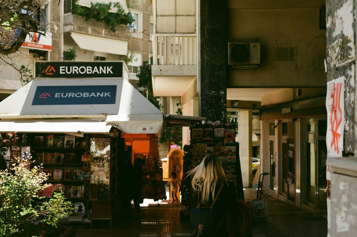 Pleci în Grecia vara asta? Ai nevoie de cash sau card? Iată tot ce trebuie să știi