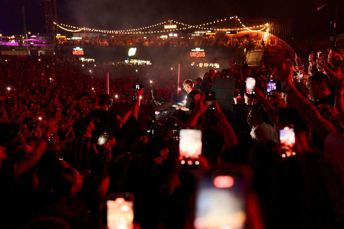 O nouă zi sold out la NIBIRU, 82.000 de vizitatori în stațiunea de pe litoral și un show de neuitat a lui HUGEL în a doua zi a festivalului Galaxia