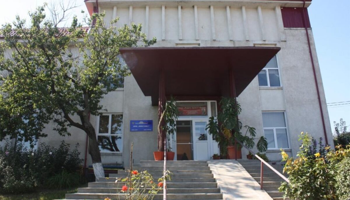 Caz bizar în Constanța | Doar 18 elevi de la Liceul „Regele Carol I” din Ostrov s-au prezentat la BAC. Câți au promovat
