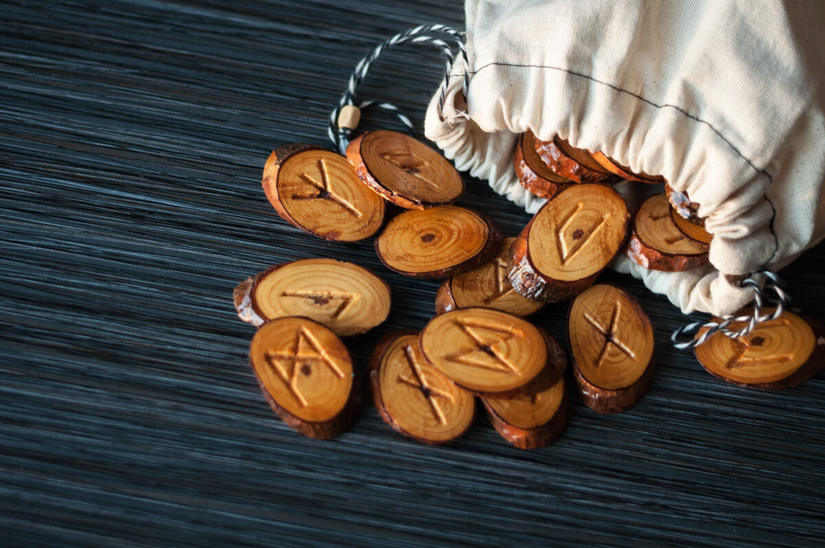 Horoscop rune azi, 14 iulie 2026. Perth anunță zile cu schimbări interioare profunde pentru această zodie
