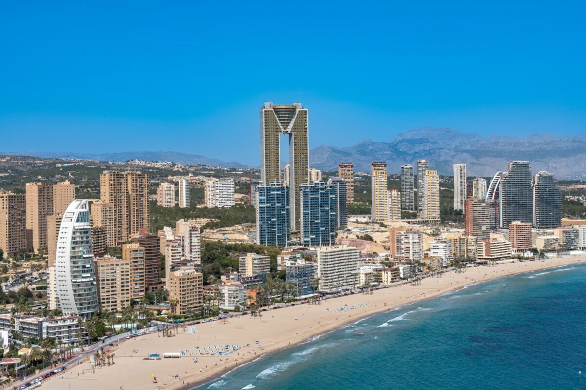 Nu toate vacanțele sunt de vis! Un turist care a vizitat 60 de țări dezvăluie 5 locații care l-au dezamăgit