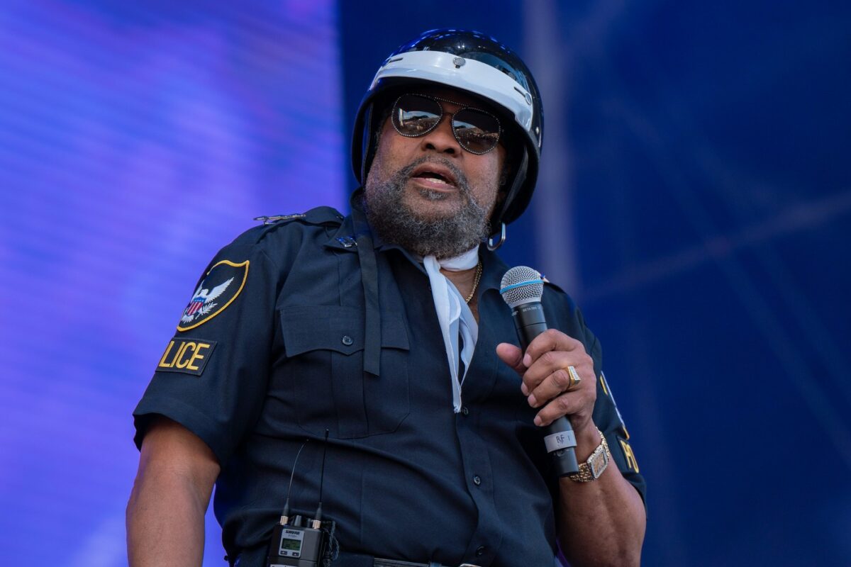 A murit Victor Willis, solistul trupei Village People. Artistul avea 74 de ani