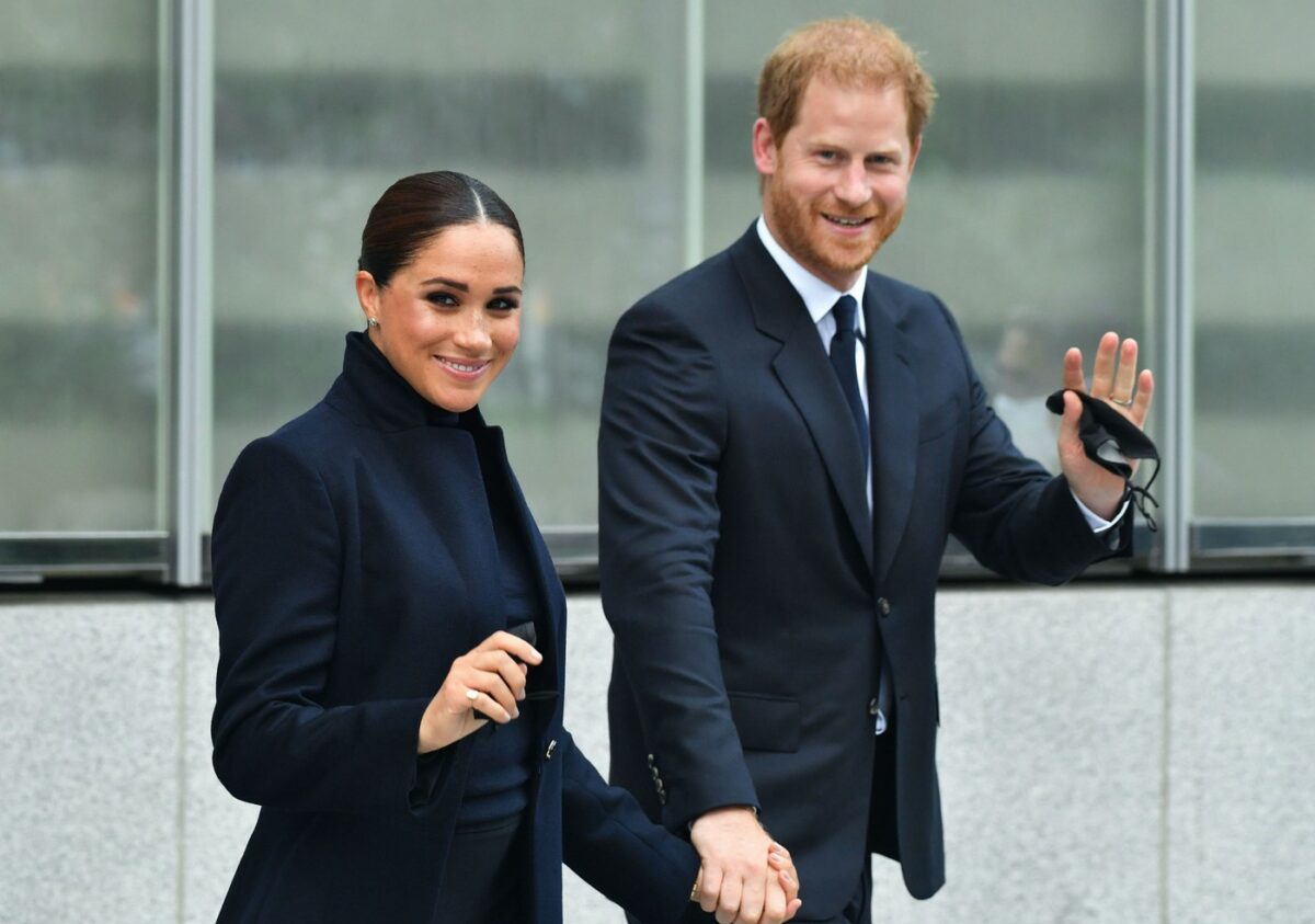 Prințul Harry ar vrea ca Meghan Markle să lămurească neînțelegerile cu un important membru al familiei regale. Ce spun apropiații