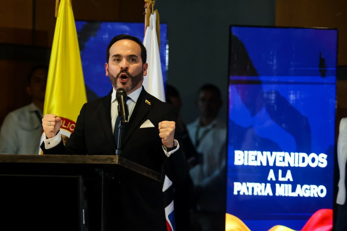 Columbia își închide ambasada de la București. Care este motivul deciziei anunțate de viitorul președinte