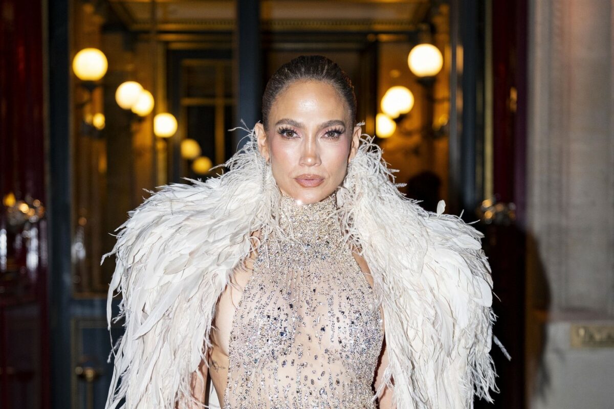 Jennifer Lopez i-a transmis un mesaj Anastasiei Soare după surpriza de la Paris. Cum a sărbătorit-o antreprenoarea română pe artistă