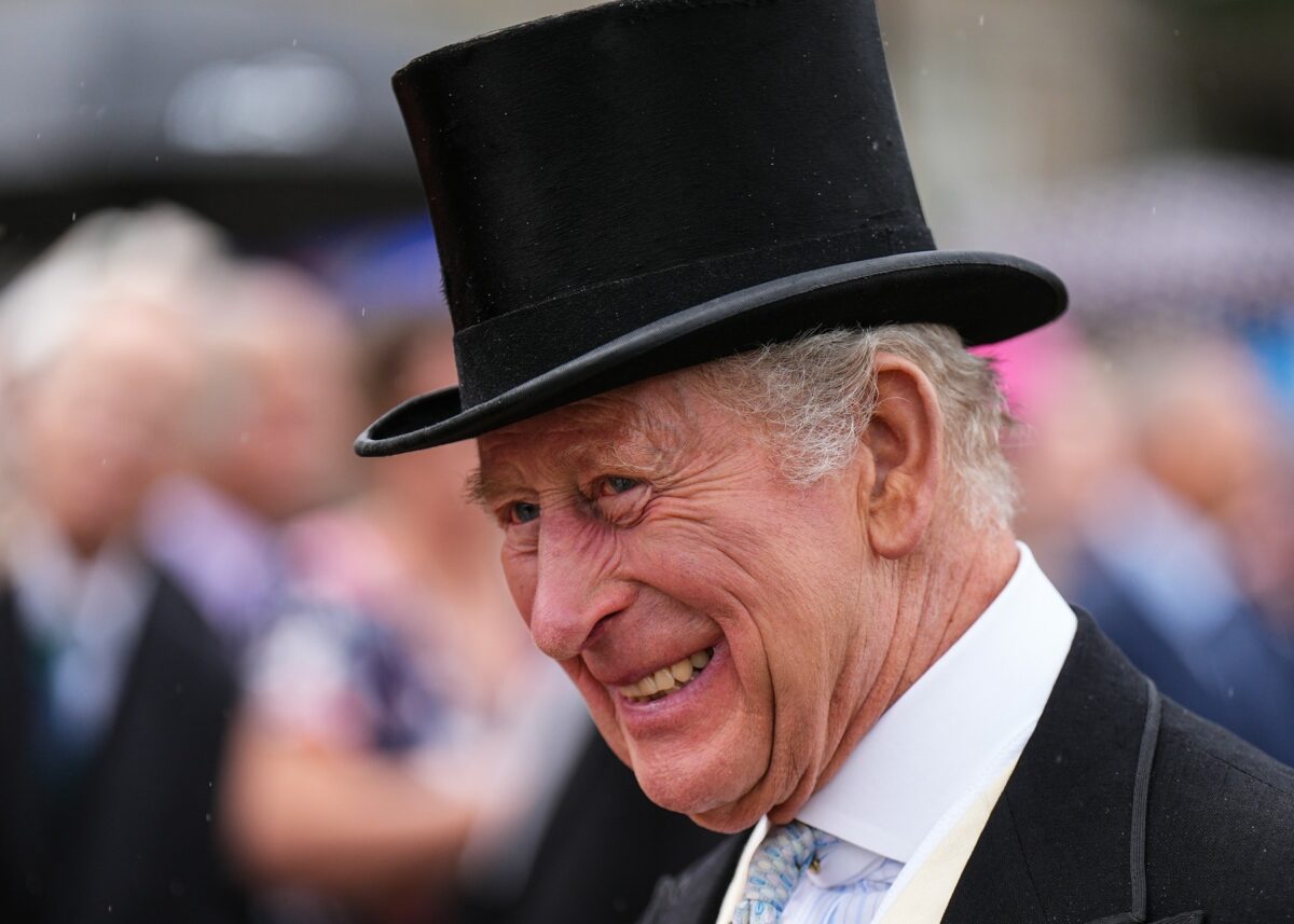 Regele Charles a convocat o „cină rară de familie” înaintea vizitei prințului Harry în Marea Britanie