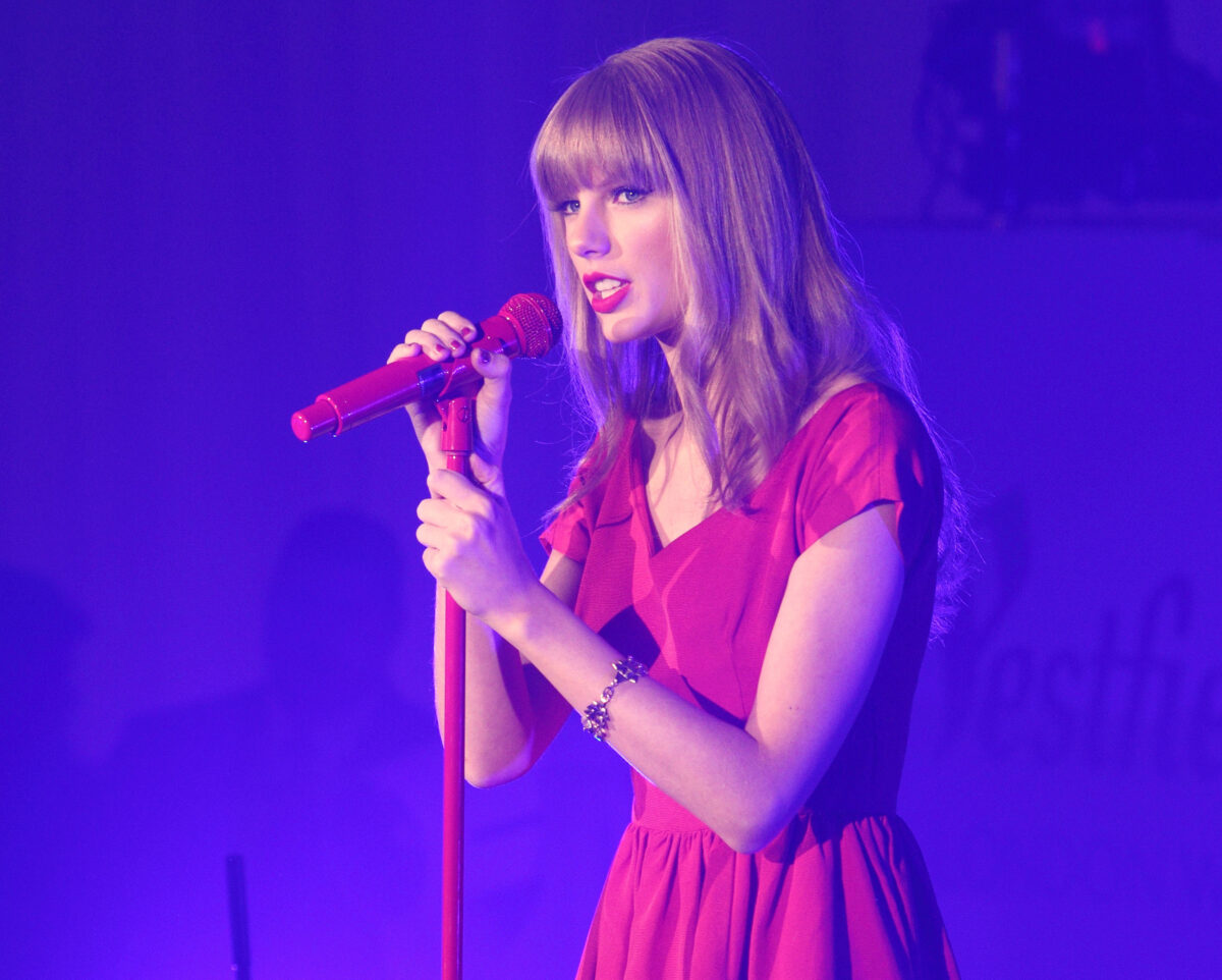 Tragedie în ziua nunții lui Taylor Swift. Omul care i-a fost alături ani la rând s-a stins din viață