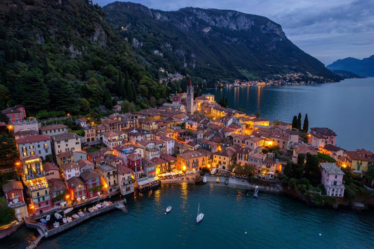 O localitate din Italia declară război turiștilor îmbrăcați sumar. Amenzile ajung la 200 de euro