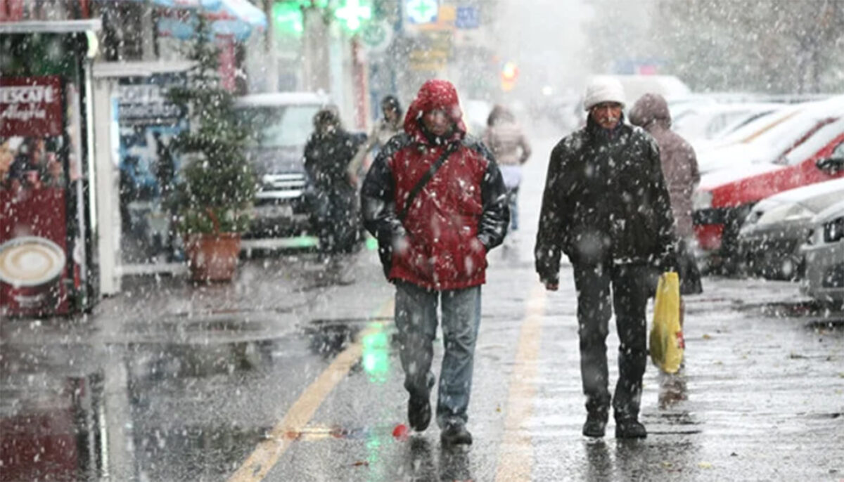 Meteorologii Accuweather anunță o toamnă cum nu prea a mai fost, în România. Ce se întâmplă în septembrie, octombrie și noiembrie 2026, în București. Pe ce dată ninge