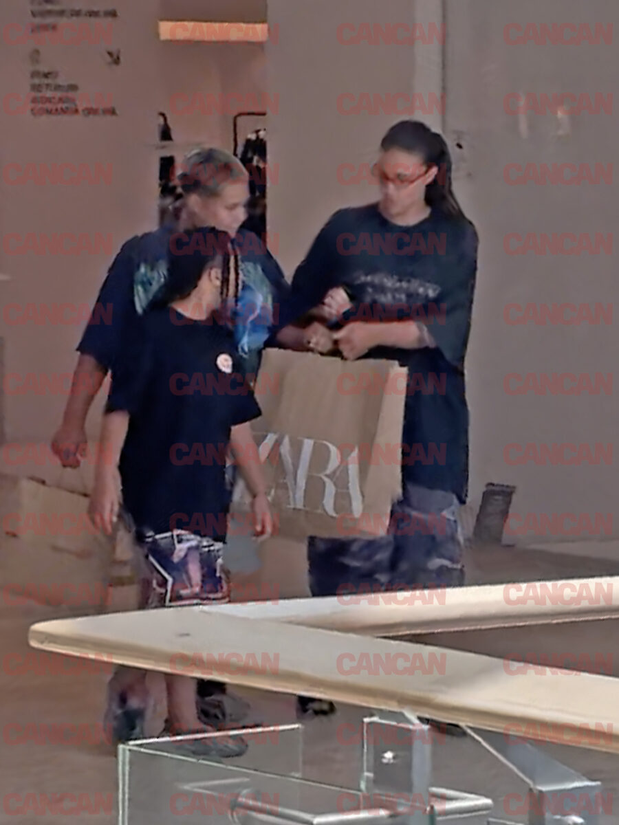 Au plecat cu pungile pline, dar nu pe deplin satisfăcuți