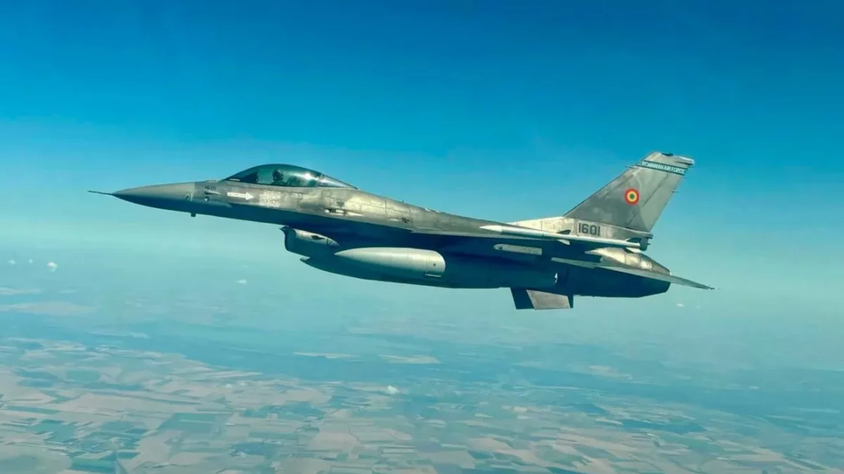 NATO a reacționat după incidentul din România. Avertismentul transmis după intrarea dronei în spațiul aerian