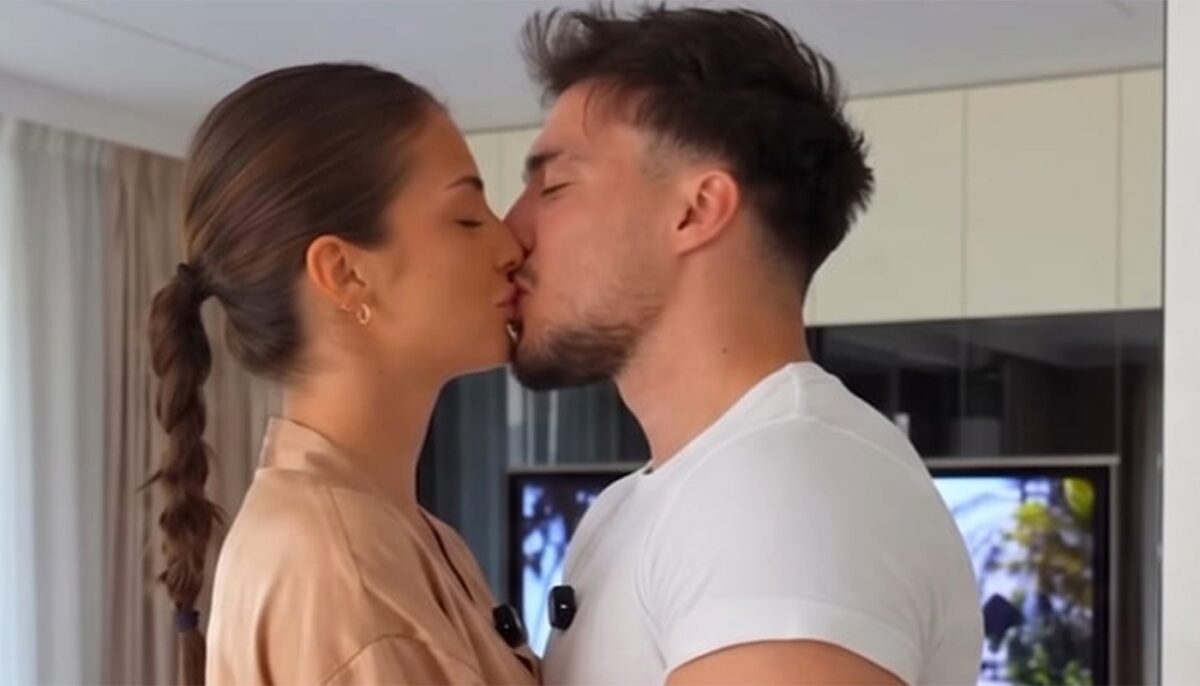 Avem dovada că Snik și Andreea Bostănică formează un cuplu! Au mințit că sărutul este creat cu AI, dar am aflat că poza este 100% reală