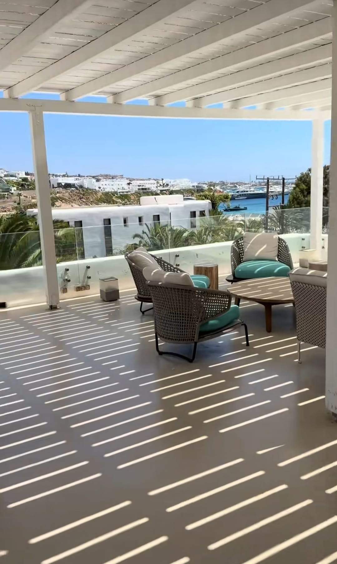 Vacanța de lux din Mykonos a lui Alex Bodi/ sursa foto: social media