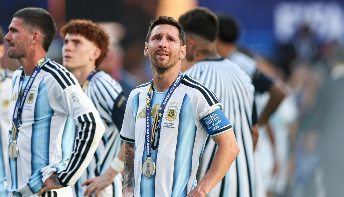 Jucătorii Argentinei, pedepsiți de FIFA după derapajul din finala Cupei Mondiale. Și Messi a fost amendat!