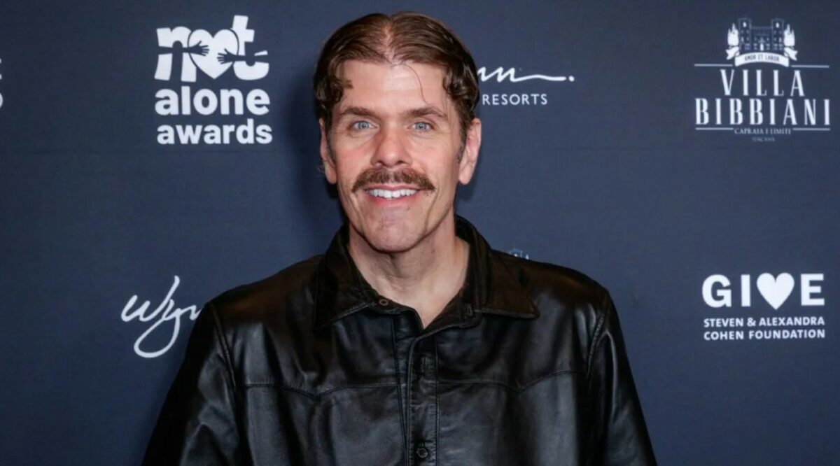 Noi detalii despre starea de sănătate a lui Perez Hilton. Familia spune că „recuperarea va fi de durată”