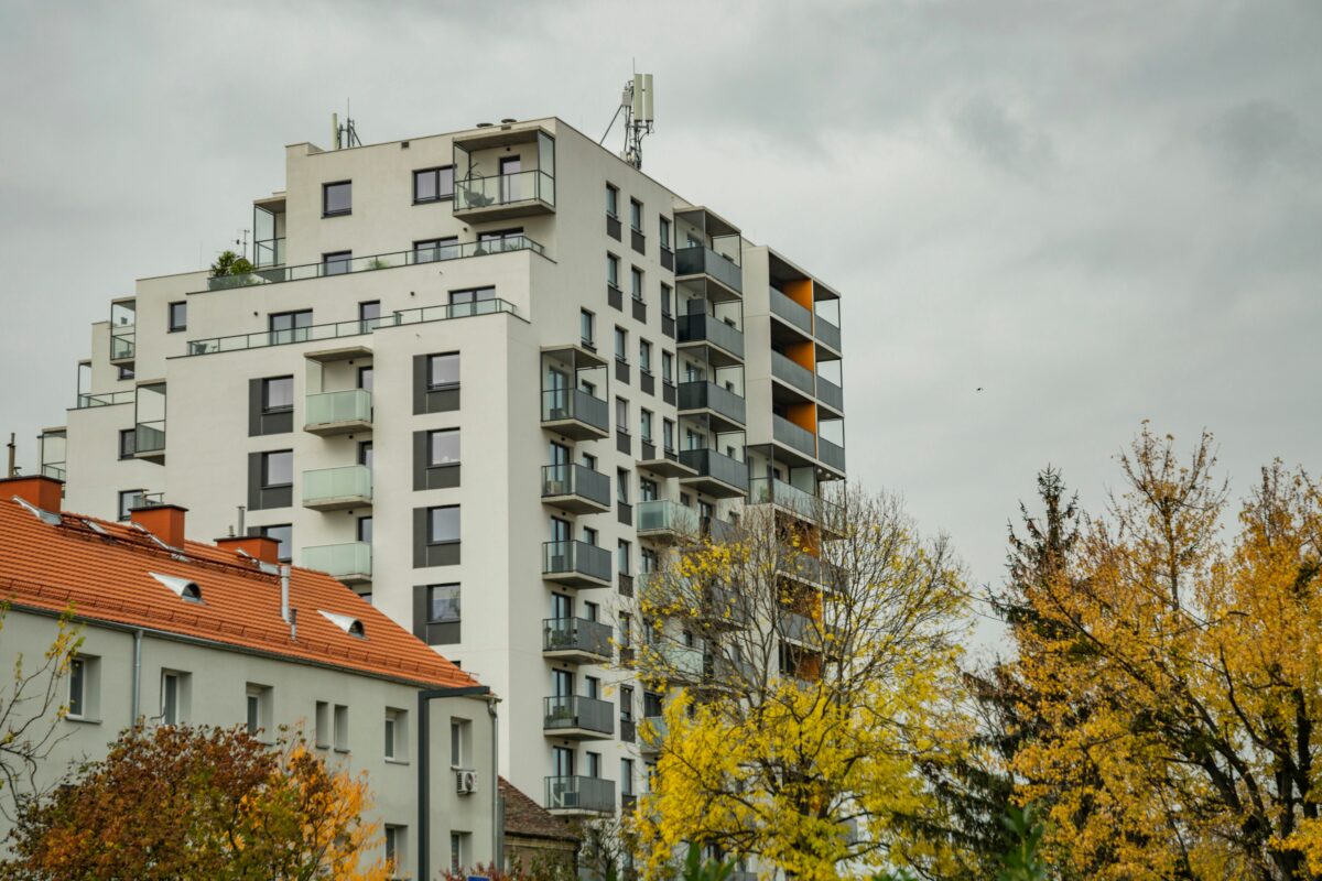 Apartament cu 2 camere la doar 10.000 de euro. Orașul în care ANAF l-a scos la vânzare