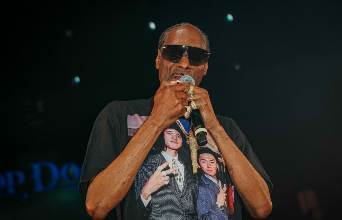 Snoop Dogg caută un degustător de înghețată. Salariul este de 10.000 de dolari pe lună și poți aplica și din România
