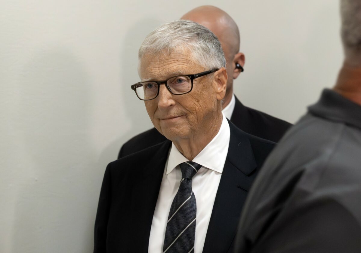 A cunoscut Bill Gates femei prin intermediul lui Jeffrey Epstein? Cum răspunde fondatorul Microsoft