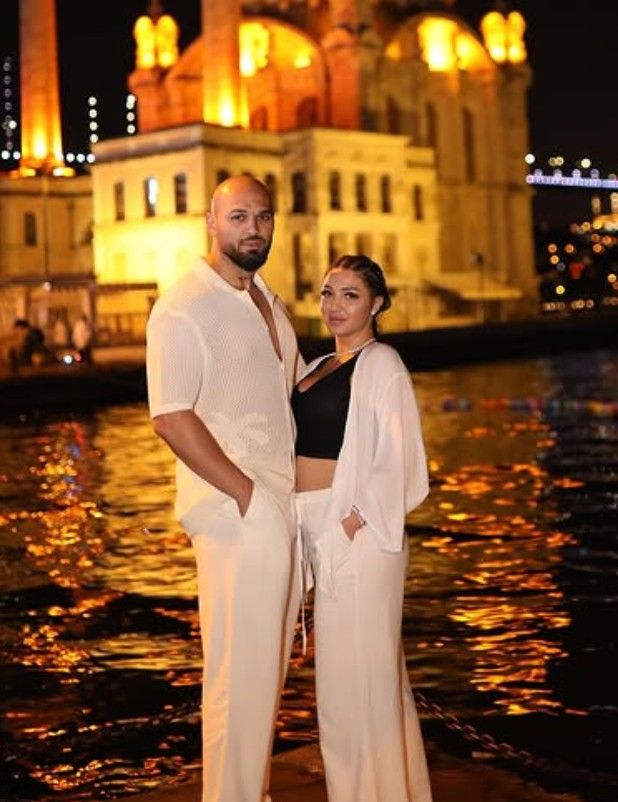 robert stancu si fosta iubita flori in turcia